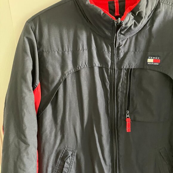 Tommy Hilfiger Reversible Jacket Size Large Red Fleece & Water Resistant. - Picture 2 of 14